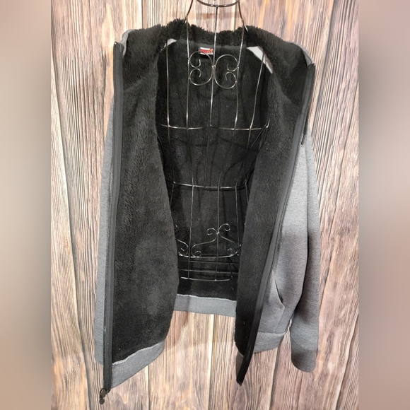 Mena Sweater - Picture 5 of 6